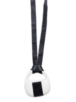 WHITE AND BLACK ART, HANDBAG SHAPE, DESIGNS BY SONIA - Kapade Shop
