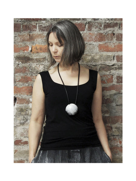 BLACK AND WHITE NECKLACE, DESIGNS BY SONIA - Kapade Shop
